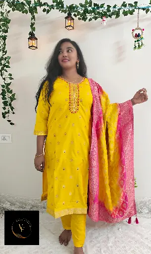 Ethnic Dress With Bhandini Dupatta